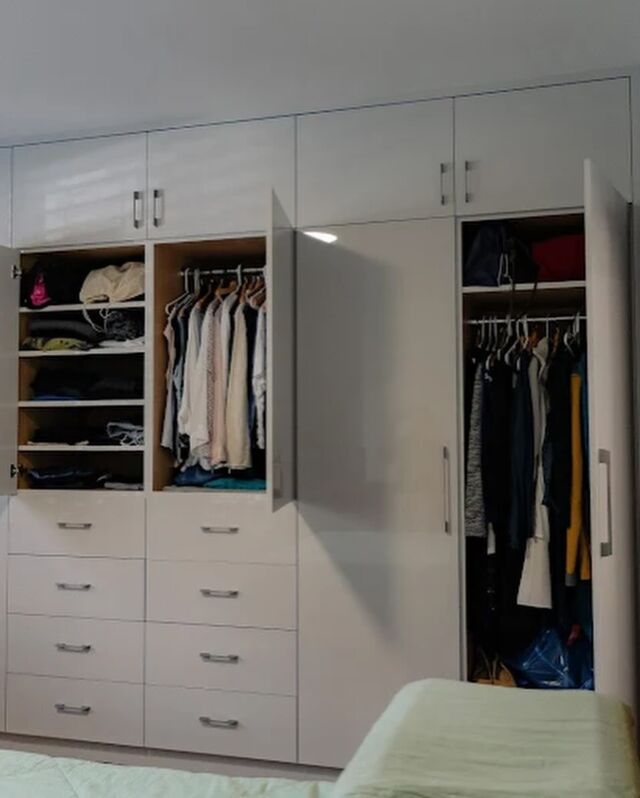Modern closets often feature sleek designs and smart storage solutions for added convenience.#customclosets #modernclosets #customcabinets #homedecor #closetorganization #wardrobe #closetdesign