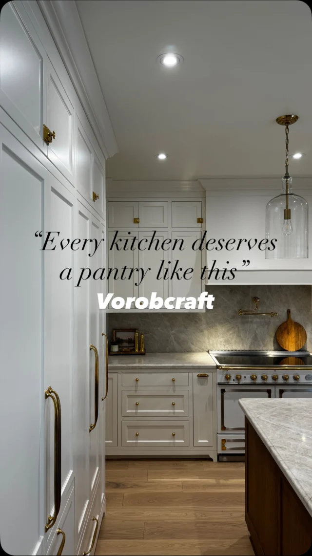 Your kitchen deserves to have a pantry like this #customcabinetry #vorobcraft 

Custom quotes available. 

DM or call us @vorobcraft
