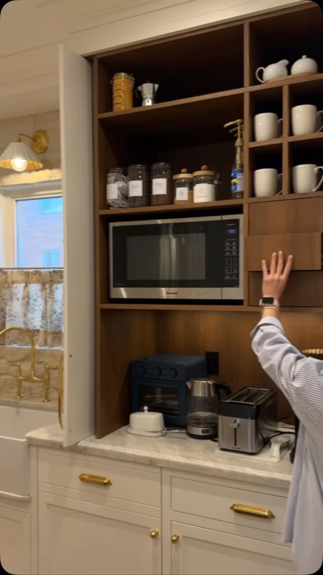 Custom cabinetry is all about making every inch of your space work for you. This floor-to-ceiling cabinet blends seamlessly into the kitchen while hiding a fully functional coffee and appliance station behind closed doors.

Everything you need within reach — and everything neatly tucked away when you don’t. 🤍

Designed, built & installed by Vorobcraft Custom Cabinetry in Toronto & GTA.

Would you add a hidden coffee station like this to your kitchen? ☕️
